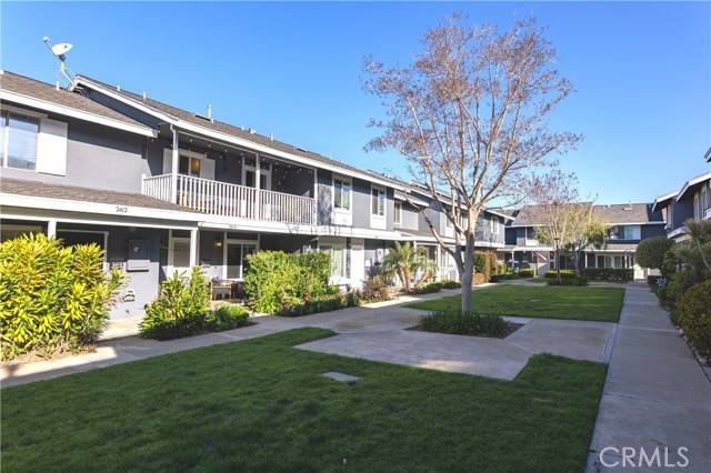 Costa Mesa, CA 92626,2414 Niagara Way