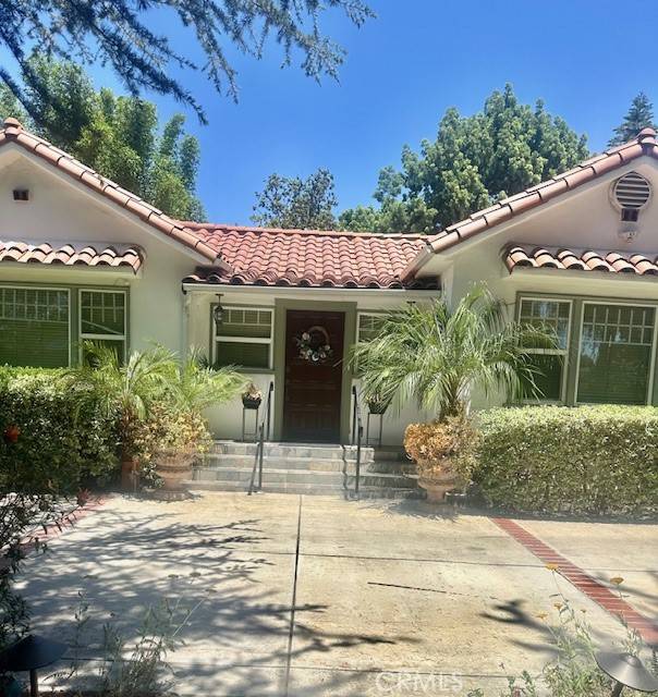 Van Nuys (los Angeles), CA 91401,13621 Erwin Street