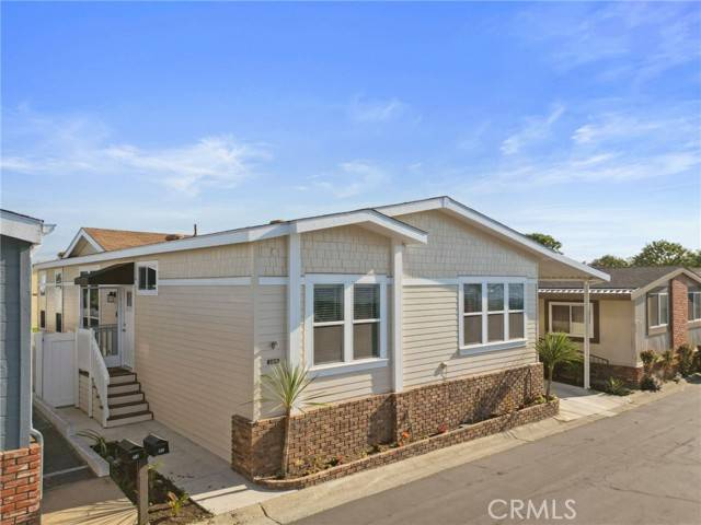 Laguna Hills, CA 92653,23301 Ridge Route Drive #138