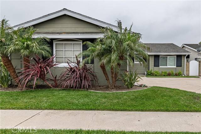 Seal Beach, CA 90740,4580 Hazelnut Avenue