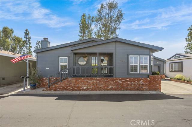 Laguna Hills, CA 92653,23301 Ridge Route Drive #229