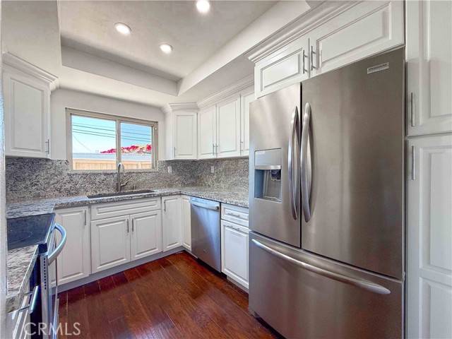 Costa Mesa, CA 92626,623 Lakeview Lane #9