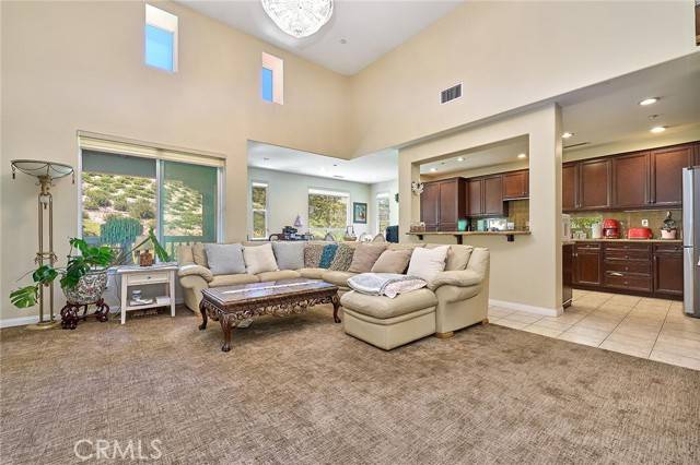 Yorba Linda, CA 92886,18977 Phelham Way