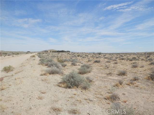 Hinkley, CA 92347,0 Holstead Road