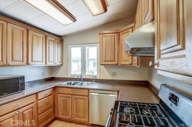 Oceanside, CA 92057,96 Pheasant Lane