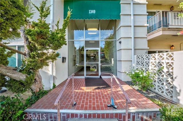 Fullerton, CA 92831,1349 Shadow Lane #115