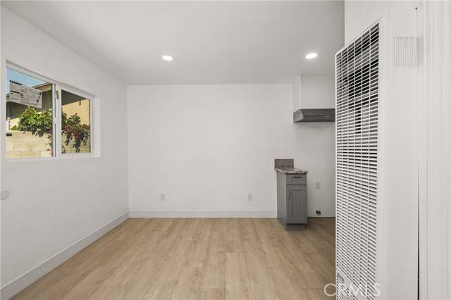 Santa Ana, CA 92703,825 S Shelton Street #A