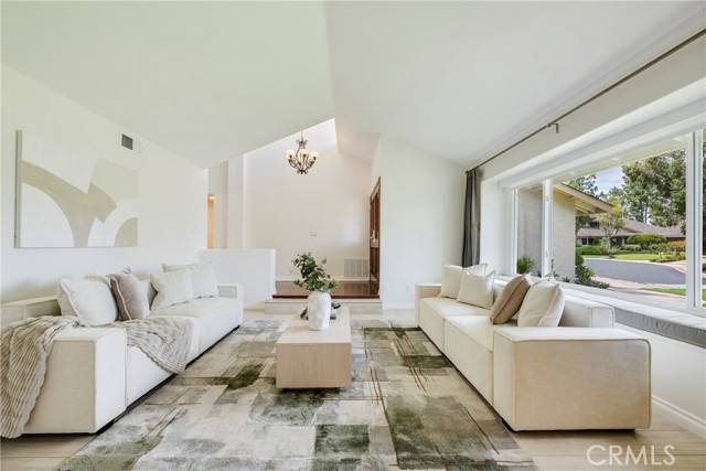 Orange, CA 92869,5928 E Bunker Hill Avenue