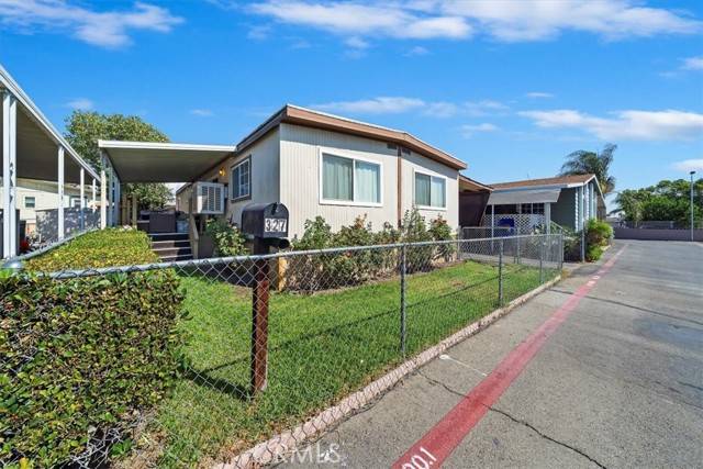 Rialto, CA 92376,250 N Linden Avenue #327