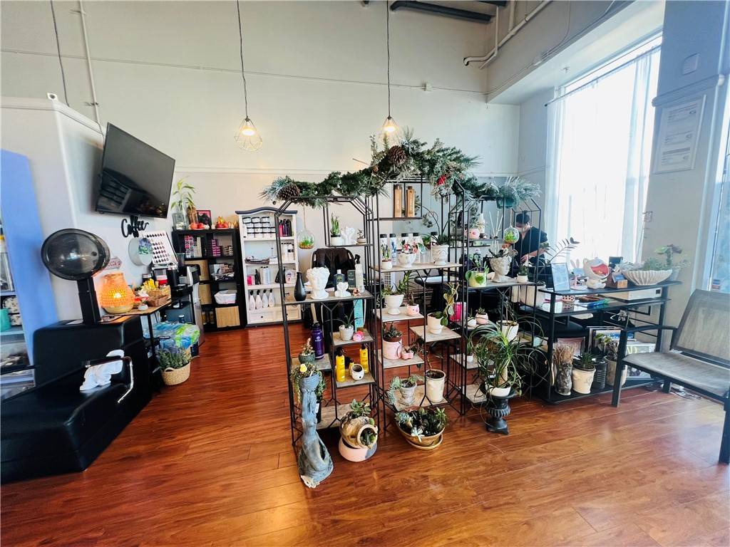 Garden Grove, CA 92844,Address not disclosed