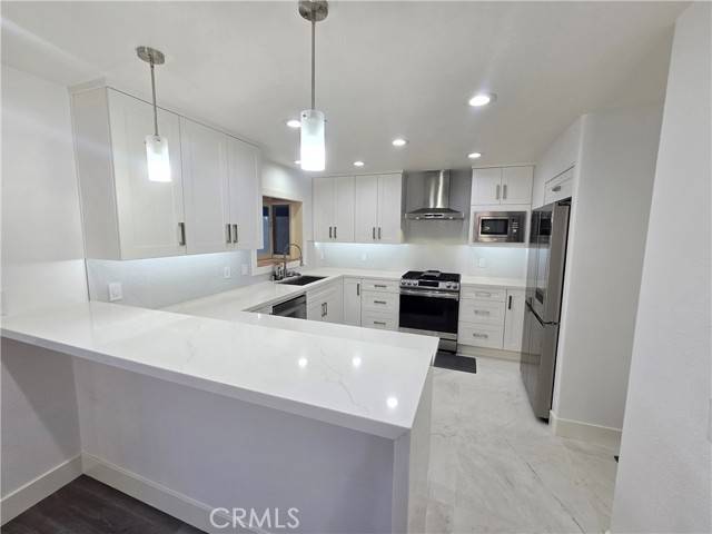 Costa Mesa, CA 92627,2524 Elden Avenue #F