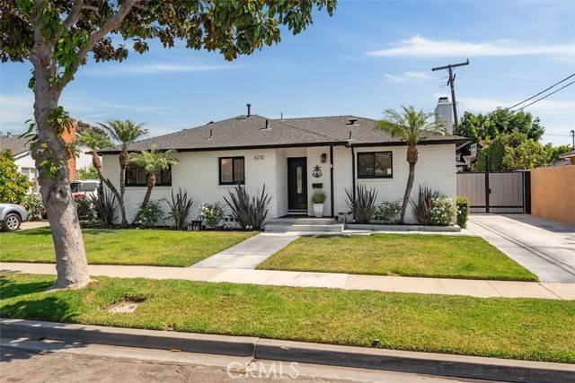 Long Beach, CA 90815,6210 E Fairbrook Street