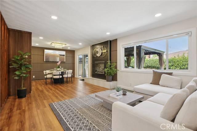 Santa Ana, CA 92704,1533 W San Lorenzo Ave