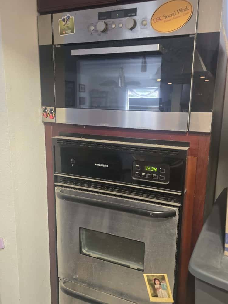 Azusa, CA 91702,417 N Vernon