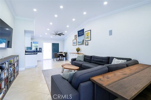 Lake Forest (el Toro), CA 92630,21076 Cranbridge