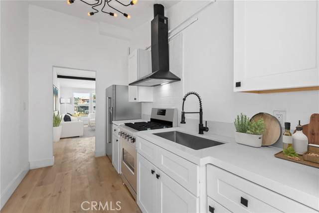 Long Beach, CA 90804,2626 E Anaheim