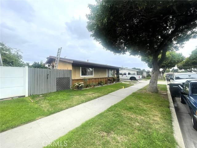 Orange, CA 92868,148 FIR Street