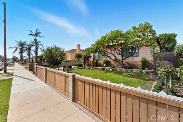 Montebello, CA 90640,249 Simmons