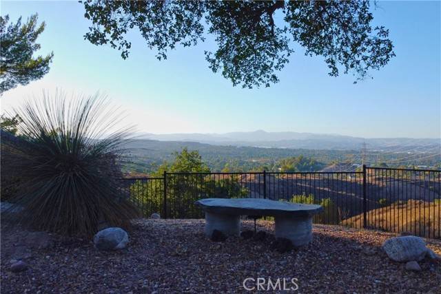Newhall (santa Clarita), CA 91321,24114 Wildwood Canyon Road