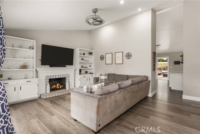 Santa Ana, CA 92705,1609 Franzen