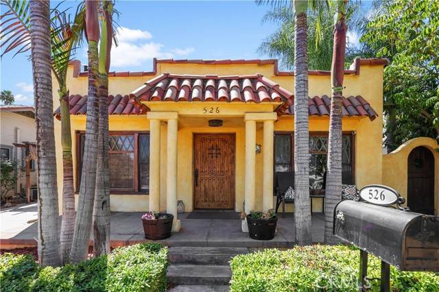 Corona, CA 92882,526 W 11th