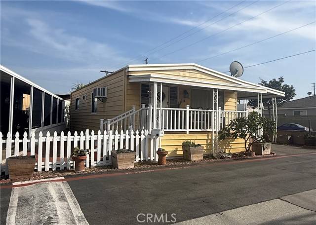 Gardena, CA 90248,17705 S Western #16