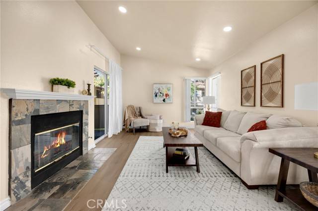 Yorba Linda, CA 92887,5380 Silver Canyon #9G