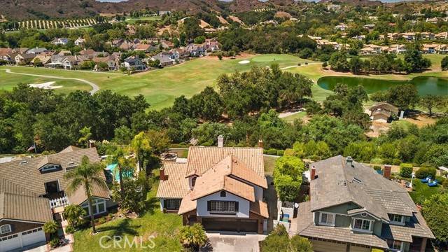 Laguna Hills, CA 92679,3 Mantenida