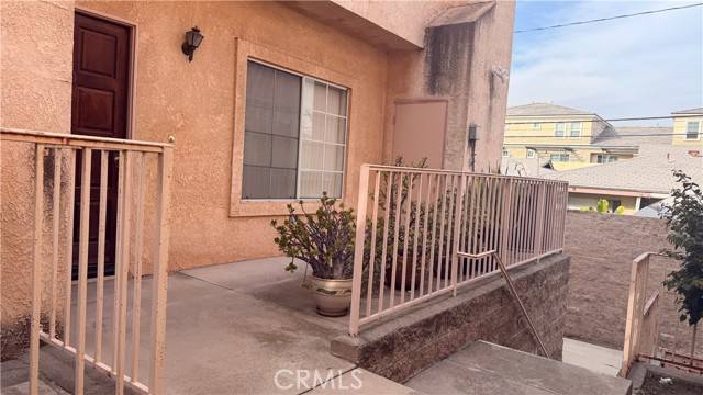 Lakewood, CA 90715,20807 Elaine Avenue ##4
