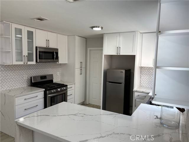 Moreno Valley, CA 92557,23320 Sonnet