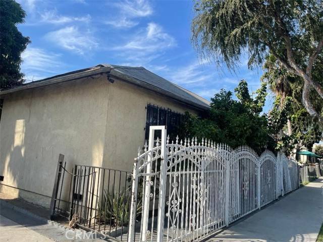 Huntington Park, CA 90255,7117 Malabar Street