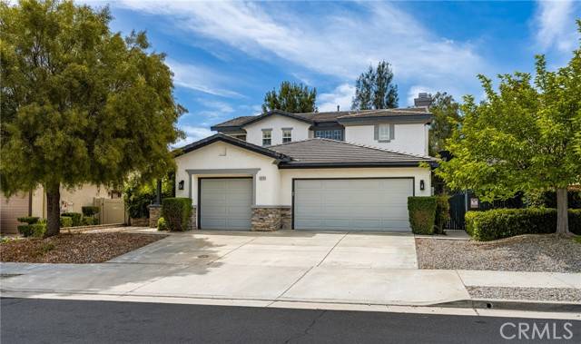 Murrieta, CA 92562,23725 Scarlet Oak Drive