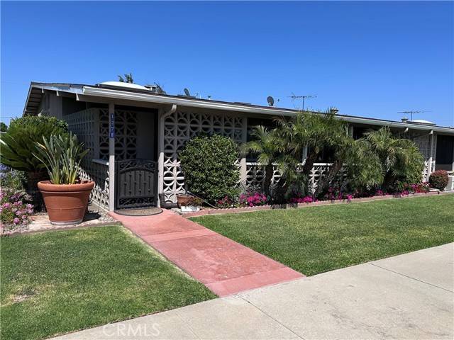 Seal Beach, CA 90740,1501 Pelham #127F