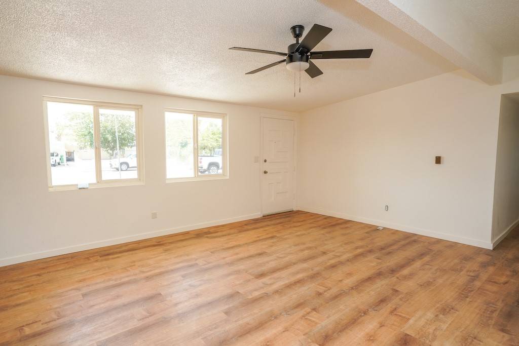 Ridgecrest, CA 93555,1012 W Langley Avenue