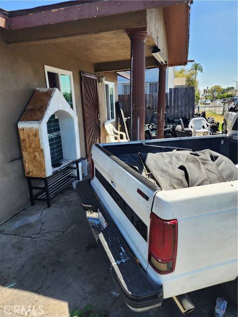 Los Angeles, CA 90003,147 E 95th Street