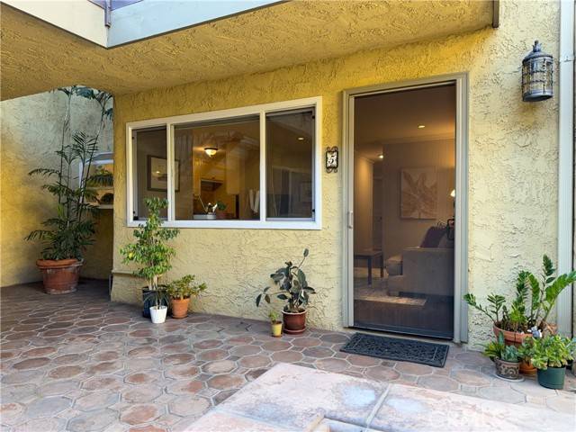 Long Beach, CA 90814,645 Temple Avenue #5