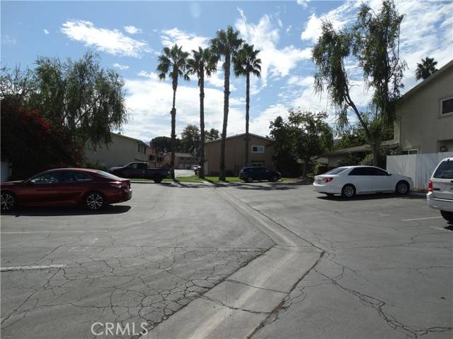 Corona, CA 92882,1317 Via Santiago