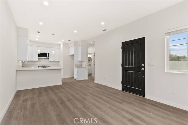 Lakewood, CA 90712,4508 Hedda Street #2