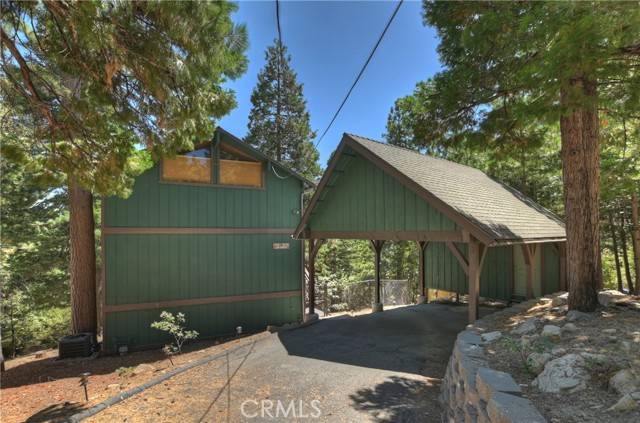 Lake Arrowhead, CA 92352,590 Pioneer Road