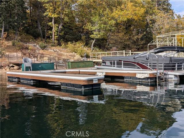 Lake Arrowhead, CA 92352,166 N 166 B --DOCK