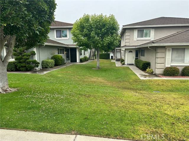 Carpinteria, CA 93013,1051 Bailard Avenue #2