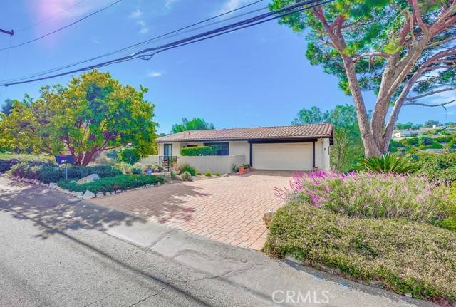 Rancho Palos Verdes, CA 90275,16 Martingale Drive