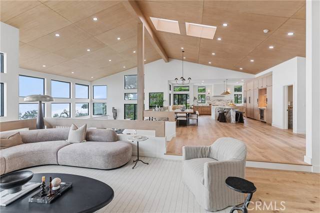 Rancho Palos Verdes, CA 90275,30221 Matisse Drive