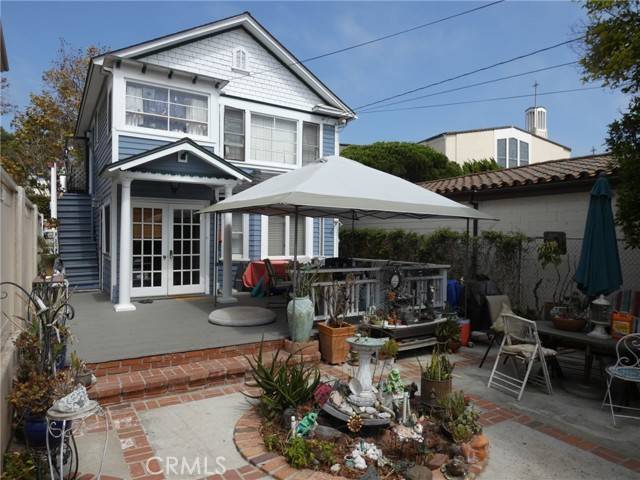 Redondo Beach, CA 90277,218 N Broadway