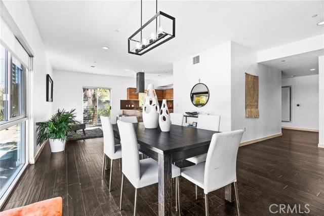 Marina Del Rey, CA 90292,3119 Via Dolce #107