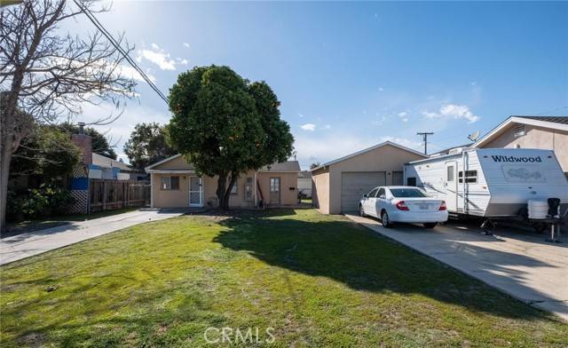 Lomita, CA 90717,25213 Walnut Street