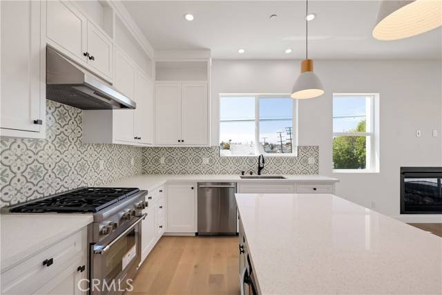 Redondo Beach, CA 90278,2100 Carnegie Lane