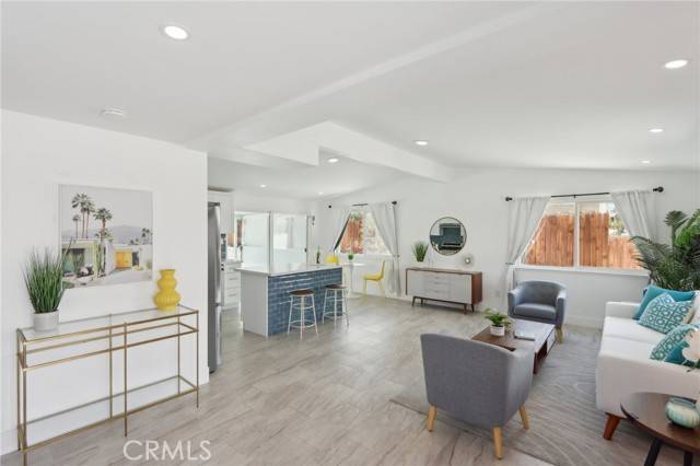 Palm Springs, CA 92262,845 West Gateway Drive