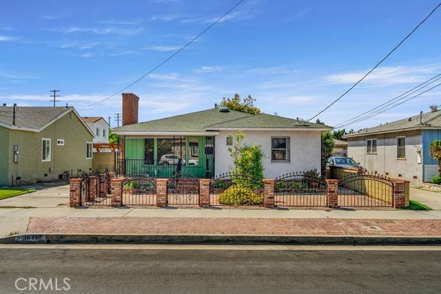 Wilmington (los Angeles), CA 90744,1611 Bay View Avenue