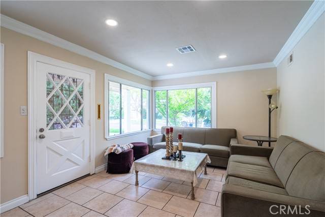Northridge (los Angeles), CA 91325,17629 Baltar Street
